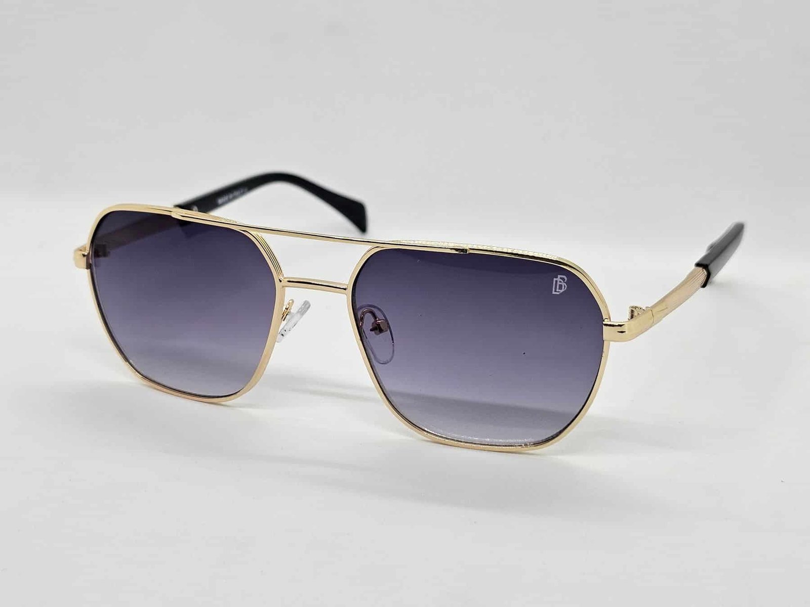 ⁦نظارة شمسية | ديفيد بيكهام | A19421⁩ - الصورة ⁦1⁩