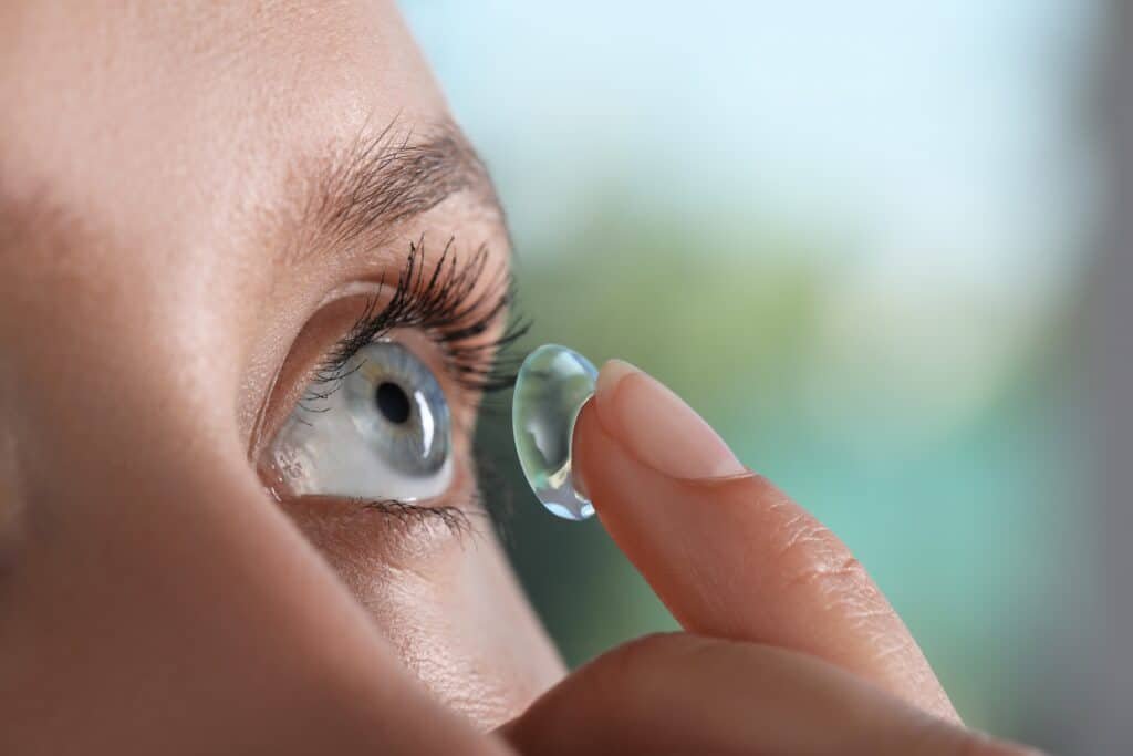 contact lenses 1024x683 1