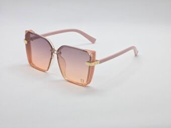 Sunglasses| FENDI | DD15163