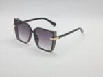 Sunglasses| FENDI | DD15163